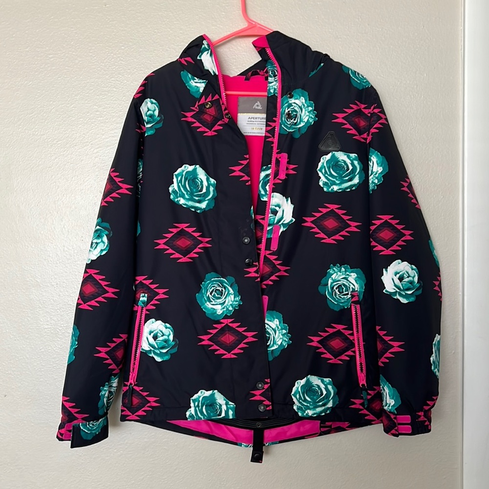 Snowboarding jacket